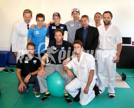 Schi Nordisch. Tomaz Druml, Thomas Morgenstern, Martin Koch, Heinz Kuttin, Ernst Vettori. Velden, 19.10.2011.
Foto: Kuess
---
pressefotos, pressefotografie, kuess, qs, qspictures, sport, bild, bilder, bilddatenbank