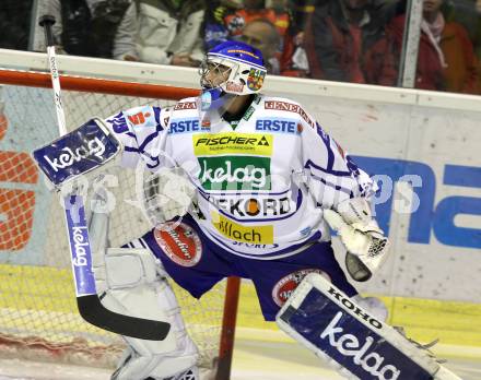 EBEL. Eishockey Bundesliga. KAC gegen VSV. Bernhard Starkbaum (VSV). Klagenfurt, am 25.10.2011.
Foto: Kuess

---
pressefotos, pressefotografie, kuess, qs, qspictures, sport, bild, bilder, bilddatenbank