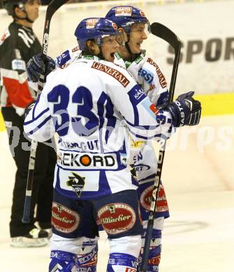 EBEL. Eishockey Bundesliga. KAC gegen VSV. Torjubel Andreas Wiedergut (VSV). Klagenfurt, am 25.10.2011.
Foto: Kuess

---
pressefotos, pressefotografie, kuess, qs, qspictures, sport, bild, bilder, bilddatenbank