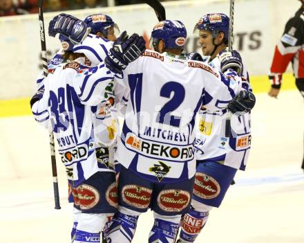 EBEL. Eishockey Bundesliga. KAC gegen VSV. Torjubel VSV. Klagenfurt, am 25.10.2011.
Foto: Kuess

---
pressefotos, pressefotografie, kuess, qs, qspictures, sport, bild, bilder, bilddatenbank