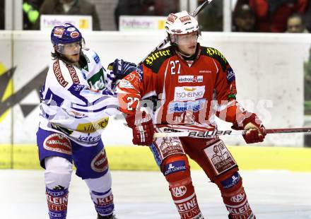 EBEL. Eishockey Bundesliga. KAC gegen VSV. Thomas HUndertpfund, (KAC), Christof Martinz (VSV). Klagenfurt, am 25.10.2011.
Foto: Kuess

---
pressefotos, pressefotografie, kuess, qs, qspictures, sport, bild, bilder, bilddatenbank