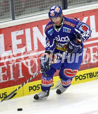 EBEL. Eishockey Bundesliga. EC Rekord Fenster VSV gegen UPC Vienna Capitals. Pierre Luc Sleigher (VSV). Villach, am 21.10.2011.
Foto: Kuess 


---
pressefotos, pressefotografie, kuess, qs, qspictures, sport, bild, bilder, bilddatenbank