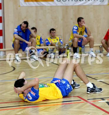 Volleyball. CEV Volleyball Cup. SK Aich/Dob gegen AS Cannes. Enttaeuscht SABLJAK Matija (Aich/Dob). Bleiburg, 26. 10.2011
Foto: Kuess

---
pressefotos, pressefotografie, kuess, qs, qspictures, sport, bild, bilder, bilddatenbank