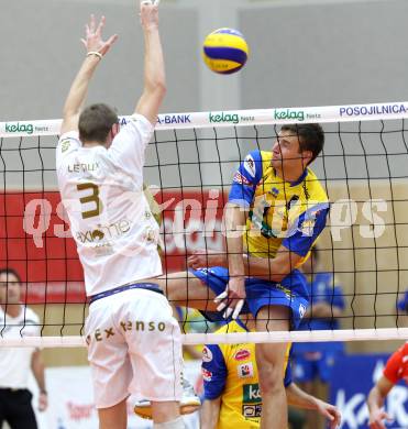 Volleyball. CEV Volleyball Cup. SK Aich/Dob gegen AS Cannes. HRUSKA Michal (Aich/Dob). Bleiburg, 26. 10.2011
Foto: Kuess

---
pressefotos, pressefotografie, kuess, qs, qspictures, sport, bild, bilder, bilddatenbank