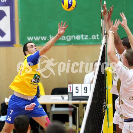 Volleyball. CEV Volleyball Cup. SK Aich/Dob gegen AS Cannes. VAN DE LOO Allan (Aich/Dob). Bleiburg, 26. 10.2011
Foto: Kuess

---
pressefotos, pressefotografie, kuess, qs, qspictures, sport, bild, bilder, bilddatenbank