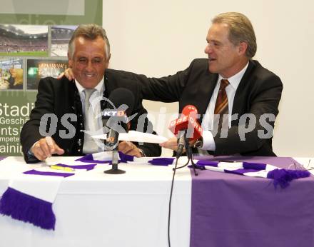 Fussball Regionalliga. SK Austria Kaernten. Pressekonferenz. Matthias Dollinger sen., Peter Svetits. Klagenfurt, am 27.10.2011.
Foto: Kuess
---
pressefotos, pressefotografie, kuess, qs, qspictures, sport, bild, bilder, bilddatenbank