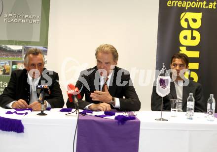 Fussball Regionalliga. SK Austria Kaernten. Pressekonferenz.  Matthias Dollinger sen., Peter Svetits, Heimo Vorderegger. Klagenfurt, am 27.10.2011.
Foto: Kuess
---
pressefotos, pressefotografie, kuess, qs, qspictures, sport, bild, bilder, bilddatenbank