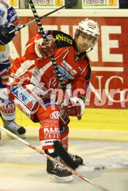 EBEL. Eishockey Bundesliga. KAC gegen VSV. Herbert Ratz (VSV). Klagenfurt, am 25.10.2011.
Foto: Kuess

---
pressefotos, pressefotografie, kuess, qs, qspictures, sport, bild, bilder, bilddatenbank