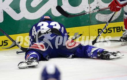 EBEL. Eishockey Bundesliga. EC Rekord Fenster VSV gegen EC Red Bull Salzburg. Andreas Wiedergut (VSV). Villach, am 28.10.2011.
Foto: Kuess 


---
pressefotos, pressefotografie, kuess, qs, qspictures, sport, bild, bilder, bilddatenbank