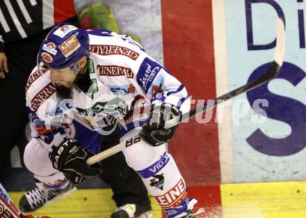 EBEL. Eishockey Bundesliga. KAC gegen VSV. Markus Peintner (VSV). Klagenfurt, am 25.10.2011.
Foto: Kuess

---
pressefotos, pressefotografie, kuess, qs, qspictures, sport, bild, bilder, bilddatenbank