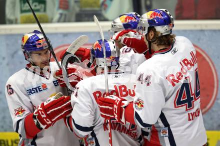 EBEL. Eishockey Bundesliga. EC Rekord Fenster VSV gegen EC Red Bull Salzburg. Torjubel Salzburg. Villach, am 28.10.2011.
Foto: Kuess 


---
pressefotos, pressefotografie, kuess, qs, qspictures, sport, bild, bilder, bilddatenbank