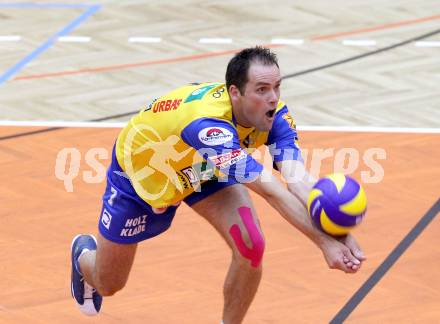 Volleyball. CEV Volleyball Cup. SK Aich/Dob gegen AS Cannes. Allan Van De Loo (Aich/Dob). Bleiburg, 26. 10.2011
Foto: Kuess
---
pressefotos, pressefotografie, kuess, qs, qspictures, sport, bild, bilder, bilddatenbank