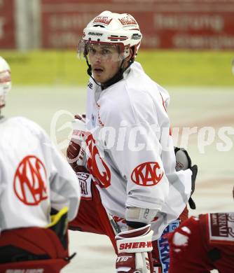 EBEL. Eishockey Bundesliga.  Jordan Morrison (KAC). Klagenfurt, am 29.10.2011.
Foto: Kuess
---
pressefotos, pressefotografie, kuess, qs, qspictures, sport, bild, bilder, bilddatenbank