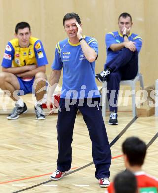 Volleyball. CEV Volleyball Cup. SK Aich/Dob gegen AS Cannes. Trainer Igor Simuncic (Aich/Dob). Bleiburg, 26. 10.2011
Foto: Kuess
---
pressefotos, pressefotografie, kuess, qs, qspictures, sport, bild, bilder, bilddatenbank