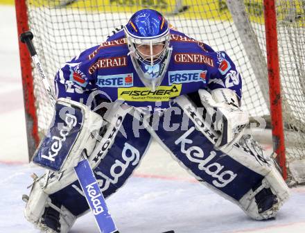 EBEL. Eishockey Bundesliga. EC Rekord Fenster VSV gegen EC Red Bull Salzburg. Bernhard Starkbaum (VSV). Villach, am 28.10.2011.
Foto: Kuess 


---
pressefotos, pressefotografie, kuess, qs, qspictures, sport, bild, bilder, bilddatenbank