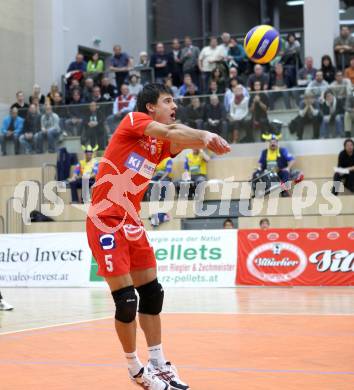 Volleyball. CEV Volleyball Cup. SK Aich/Dob gegen AS Cannes. Jure Ivartnik (Aich/Dob). Bleiburg, 26. 10.2011
Foto: Kuess
---
pressefotos, pressefotografie, kuess, qs, qspictures, sport, bild, bilder, bilddatenbank