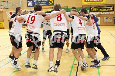 Handball Bundesliga. SC Ferlach gegen HCK 59.  Jubel Ferlach). Ferlach, 29.10.2011.
Foto: Kuess
---
pressefotos, pressefotografie, kuess, qs, qspictures, sport, bild, bilder, bilddatenbank