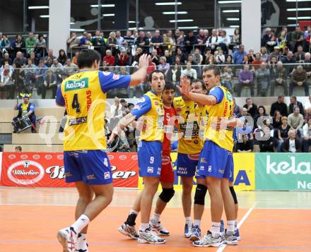 Volleyball. CEV Volleyball Cup. SK Aich/Dob gegen AS Cannes. Jubel (Aich/Dob). Bleiburg, 26. 10.2011
Foto: Kuess
---
pressefotos, pressefotografie, kuess, qs, qspictures, sport, bild, bilder, bilddatenbank