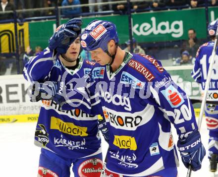 EBEL. Eishockey Bundesliga. EC Rekord Fenster VSV gegen Moser Medical Graz 99ers. Jubel Nikolaus Hartl (Spieler des Abends), Mike Craig (VSV). Villach, am 1.11.2011.
Foto: Kuess 


---
pressefotos, pressefotografie, kuess, qs, qspictures, sport, bild, bilder, bilddatenbank