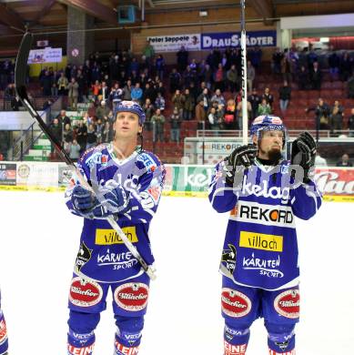 EBEL. Eishockey Bundesliga. EC Rekord Fenster VSV gegen Moser Medical Graz 99ers. Jubel Mike Craig, Markus Peintner (VSV), (Graz). Villach, am 1.11.2011.
Foto: Kuess 


---
pressefotos, pressefotografie, kuess, qs, qspictures, sport, bild, bilder, bilddatenbank