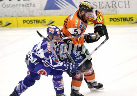 EBEL. Eishockey Bundesliga. EC Rekord Fenster VSV gegen Moser Medical Graz 99ers. Mike Craig, (VSV), Dustin Van Ballegooie  (Graz). Villach, am 1.11.2011.
Foto: Kuess 


---
pressefotos, pressefotografie, kuess, qs, qspictures, sport, bild, bilder, bilddatenbank