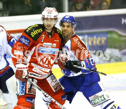 EBEL. Eishockey Bundesliga. KAC gegen KHL Medvescak Zagreb. HAGER Gregor (KAC), LETANG Alan (Zagreb). Klagenfurt, am 1.11.2011.
Foto: Kuess

---
pressefotos, pressefotografie, kuess, qs, qspictures, sport, bild, bilder, bilddatenbank