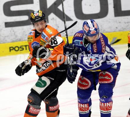 EBEL. Eishockey Bundesliga. EC Rekord Fenster VSV gegen Moser Medical Graz 99ers. Derek Damon,  (VSV), Robert Lembacher (Graz). Villach, am 1.11.2011.
Foto: Kuess 


---
pressefotos, pressefotografie, kuess, qs, qspictures, sport, bild, bilder, bilddatenbank