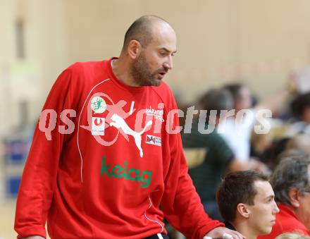Handball Bundesliga. SC Ferlach gegen HCK 59.  Ninoslav Pavelic (HCK). Ferlach, 29.10.2011.
Foto: Kuess
---
pressefotos, pressefotografie, kuess, qs, qspictures, sport, bild, bilder, bilddatenbank