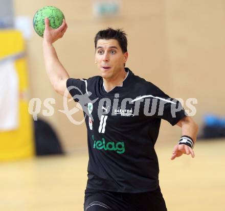 Handball Bundesliga. SC Ferlach gegen HCK 59.  Markus Goeschl (HCK). Ferlach, 29.10.2011.
Foto: Kuess
---
pressefotos, pressefotografie, kuess, qs, qspictures, sport, bild, bilder, bilddatenbank