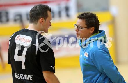 Handball Bundesliga. SC Ferlach gegen HCK 59. Patrick Jochum, Michael Pontasch-Mueller (HCK). Ferlach, 29.10.2011.
Foto: Kuess
---
pressefotos, pressefotografie, kuess, qs, qspictures, sport, bild, bilder, bilddatenbank