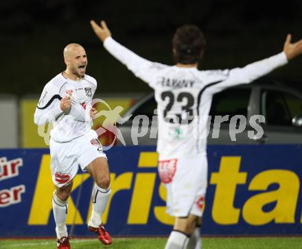 Fussball. Erste Liga. RZ Pellets WAC/St. Andrae gegen  LASK. Jubel Stephan Stueckler, Sandro Zakany (WAC). Wolfsberg, 4.11.2010. 
Foto: Kuess

---
pressefotos, pressefotografie, kuess, qs, qspictures, sport, bild, bilder, bilddatenbank