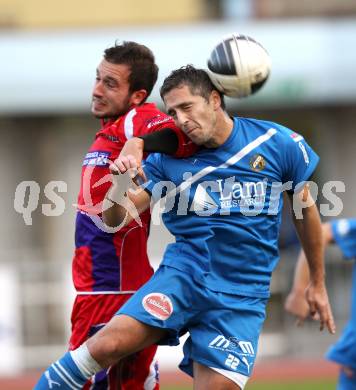 Fussball. Regionalliga. VSV gegen SAK. Darko Djukic, (VSV), Murat Veliu (SAK). Villach, 5.11.2011.
Foto: Kuess
---
pressefotos, pressefotografie, kuess, qs, qspictures, sport, bild, bilder, bilddatenbank