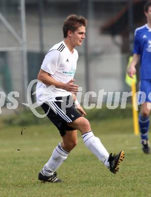 Fussball Kaerntner Liga. Eberndorf gegen Ruden. Tomaz Kreutz (Eberndorf). Eberndorf, am 6.11.2011.
Foto: Kuess
---
pressefotos, pressefotografie, kuess, qs, qspictures, sport, bild, bilder, bilddatenbank