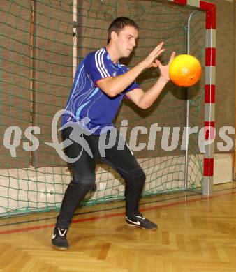 Futsal. 2. Bundesliga. Andreas Rauter. Klagenfurt, am 8.11.2011.
Foto: Kuess
---
pressefotos, pressefotografie, kuess, qs, qspictures, sport, bild, bilder, bilddatenbank