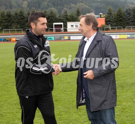 Fussball. BOEFL. Bund oesterreichischer Fussballlehrer. Fortbildungslehrgang. Trainer Nenad Bjelica (WAC/St. Andrae), Willi Temper. Wolfsberg, am 24.10.2011.
Foto: Kuess
---
pressefotos, pressefotografie, kuess, qs, qspictures, sport, bild, bilder, bilddatenbank