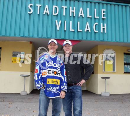 Eishockey. VSV. Mike Craig, Mike Stewart. Villach, 19.10.2011.
Foto: Kuess
---
pressefotos, pressefotografie, kuess, qs, qspictures, sport, bild, bilder, bilddatenbank