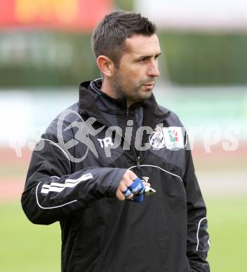 Fussball. BOEFL. Bund oesterreichischer Fussballlehrer. Fortbildungslehrgang. Trainer Nenad Bjelica (WAC/St. Andrae). Wolfsberg, am 24.10.2011.
Foto: Kuess
---
pressefotos, pressefotografie, kuess, qs, qspictures, sport, bild, bilder, bilddatenbank