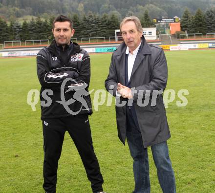 Fussball. BOEFL. Bund oesterreichischer Fussballlehrer. Fortbildungslehrgang. Trainer Nenad Bjelica (WAC/St. Andrae), Willi Temper. Wolfsberg, am 24.10.2011.
Foto: Kuess
---
pressefotos, pressefotografie, kuess, qs, qspictures, sport, bild, bilder, bilddatenbank