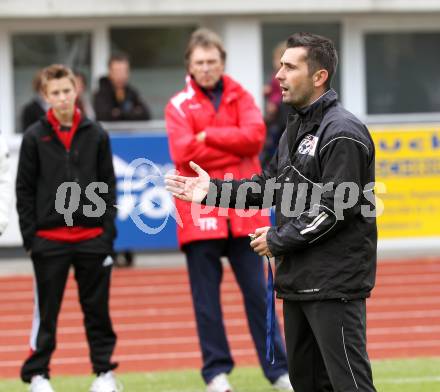 Fussball. BOEFL. Bund oesterreichischer Fussballlehrer. Fortbildungslehrgang. Trainer Nenad Bjelica (WAC/St. Andrae). Wolfsberg, am 24.10.2011.
Foto: Kuess
---
pressefotos, pressefotografie, kuess, qs, qspictures, sport, bild, bilder, bilddatenbank