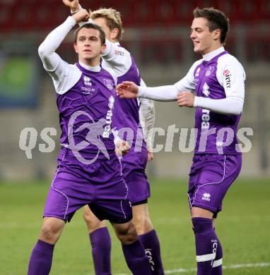 Fussball. Regionalliga. SG Austria Klagenfurt gegen DSV Leoben. Torjubel  Pucker Peter, Stefan Korepp (Austria Klagenfurt). Klagenfurt, 1.11.2011. 
Foto: Kuess

---
pressefotos, pressefotografie, kuess, qs, qspictures, sport, bild, bilder, bilddatenbank