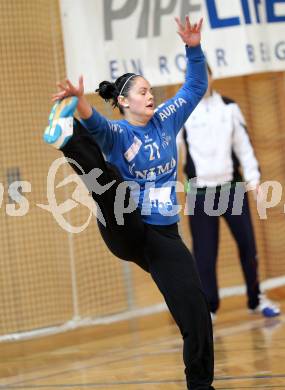 Handball Europacup. SG Witasek Kaernten gegen HBC Nimes (FRA).Paula Moszar (Kaernten). Feldkirchen, am 11.11.2011.
Foto: Kuess
---
pressefotos, pressefotografie, kuess, qs, qspictures, sport, bild, bilder, bilddatenbank