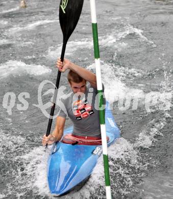 Kajak. Clemens Possnig. KLagenfurt, am 18.6.2011.
Foto: Kuess
---
pressefotos, pressefotografie, kuess, qs, qspictures, sport, bild, bilder, bilddatenbank