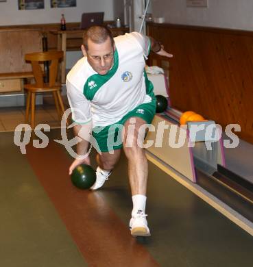 Kegeln Bundesliga. KSK Klagenfurt. Werner Roessler. Klagenfurt, am 12.11.2011.
Foto: Kuess 
---
pressefotos, pressefotografie, kuess, qs, qspictures, sport, bild, bilder, bilddatenbank