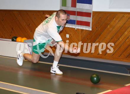 Kegeln Bundesliga. KSK Klagenfurt. Werner Roessler. Klagenfurt, am 12.11.2011.
Foto: Kuess 
---
pressefotos, pressefotografie, kuess, qs, qspictures, sport, bild, bilder, bilddatenbank