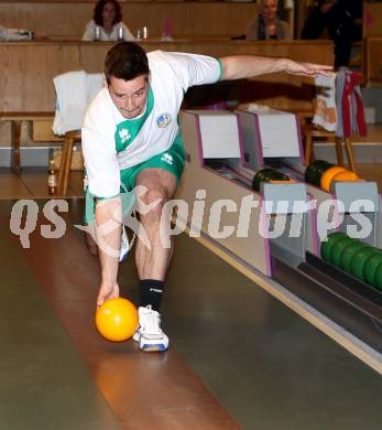 Kegeln Bundesliga. KSK Klagenfurt. Daniel Waldhauser. Klagenfurt, am 12.11.2011.
Foto: Kuess 
---
pressefotos, pressefotografie, kuess, qs, qspictures, sport, bild, bilder, bilddatenbank