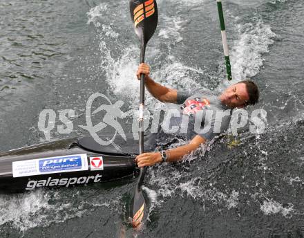 Kajak. Herwig Natmessnig. KLagenfurt, am 18.6.2011.
Foto: Kuess
---
pressefotos, pressefotografie, kuess, qs, qspictures, sport, bild, bilder, bilddatenbank