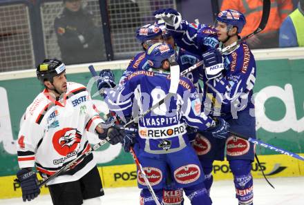 EBEL. Eishockey Bundesliga. EC Rekord Fenster VSV gegen HC Orli Znojmo.  Torjubel VSV. Villach, am 16.11.2011.
Foto: Kuess 


---
pressefotos, pressefotografie, kuess, qs, qspictures, sport, bild, bilder, bilddatenbank