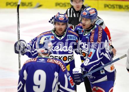 EBEL. Eishockey Bundesliga. EC Rekord Fenster VSV gegen HC Orli Znojmo.  Torjubel Kevin Mitchell, Shayne Toporowski (VSV). Villach, am 16.11.2011.
Foto: Kuess 


---
pressefotos, pressefotografie, kuess, qs, qspictures, sport, bild, bilder, bilddatenbank