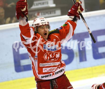 EBEL. Eishockey Bundesliga. KAC gegen HDD TILIA Olimpija Ljubljana. Torjubel TENUTE Joseph Joey (KAC). Klagenfurt, am 16.11.2011.
Foto: Kuess

---
pressefotos, pressefotografie, kuess, qs, qspictures, sport, bild, bilder, bilddatenbank