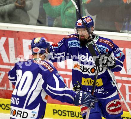 EBEL. Eishockey Bundesliga. EC Rekord Fenster VSV gegen HC Orli Znojmo.  Torjubel Markus Peintner, Mike Craig (VSV). Villach, am 16.11.2011.
Foto: Kuess 


---
pressefotos, pressefotografie, kuess, qs, qspictures, sport, bild, bilder, bilddatenbank